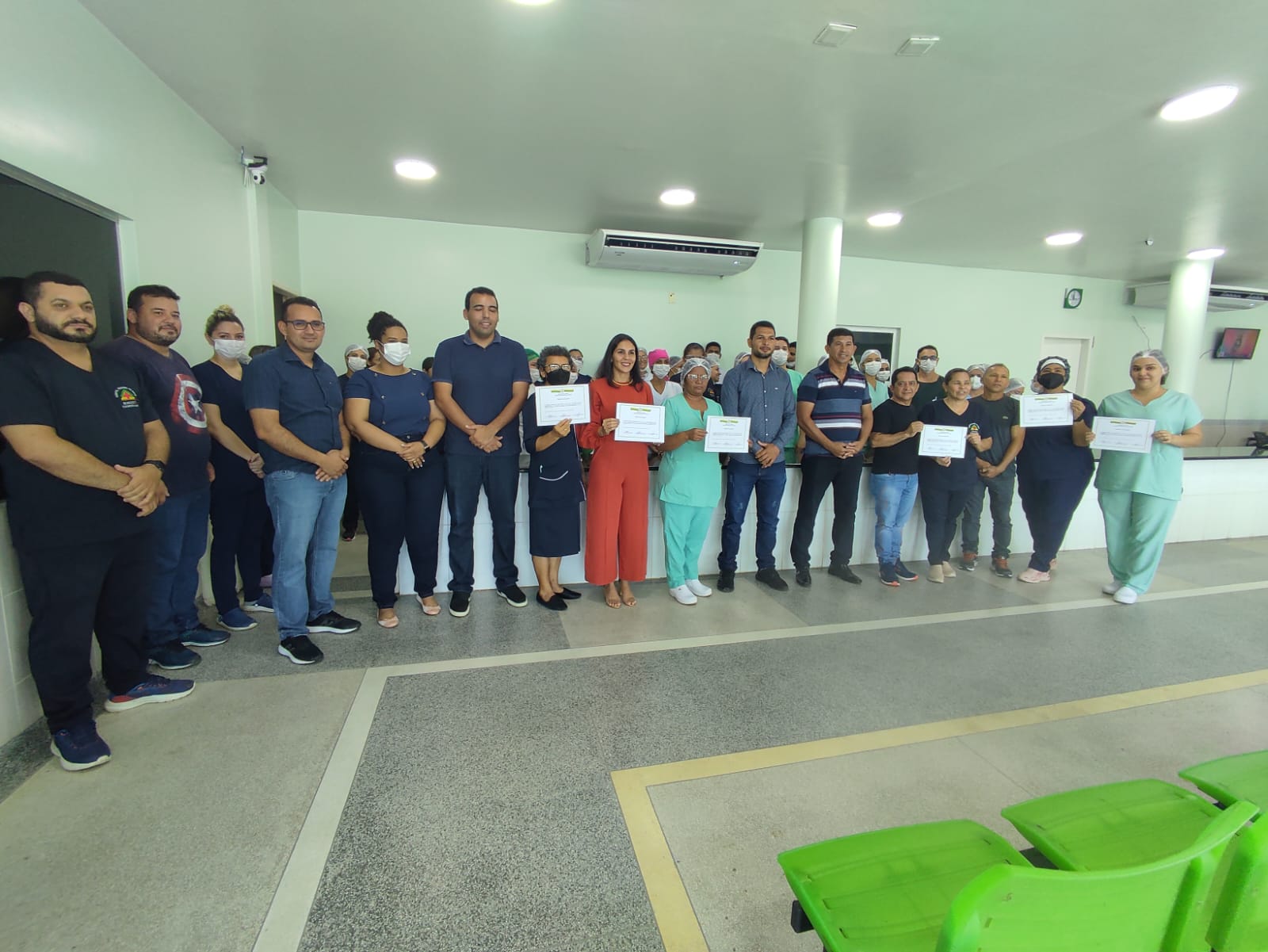 VISITA DOS VEREADORES DE FEIJÓ, AO HOSPITAL REGIONAL DO JURUÁ EM CRUZEIRO DO SUL, QUE TEM ATENDIMENTO MUNICIPAL  AO AUTISMO (AMA)